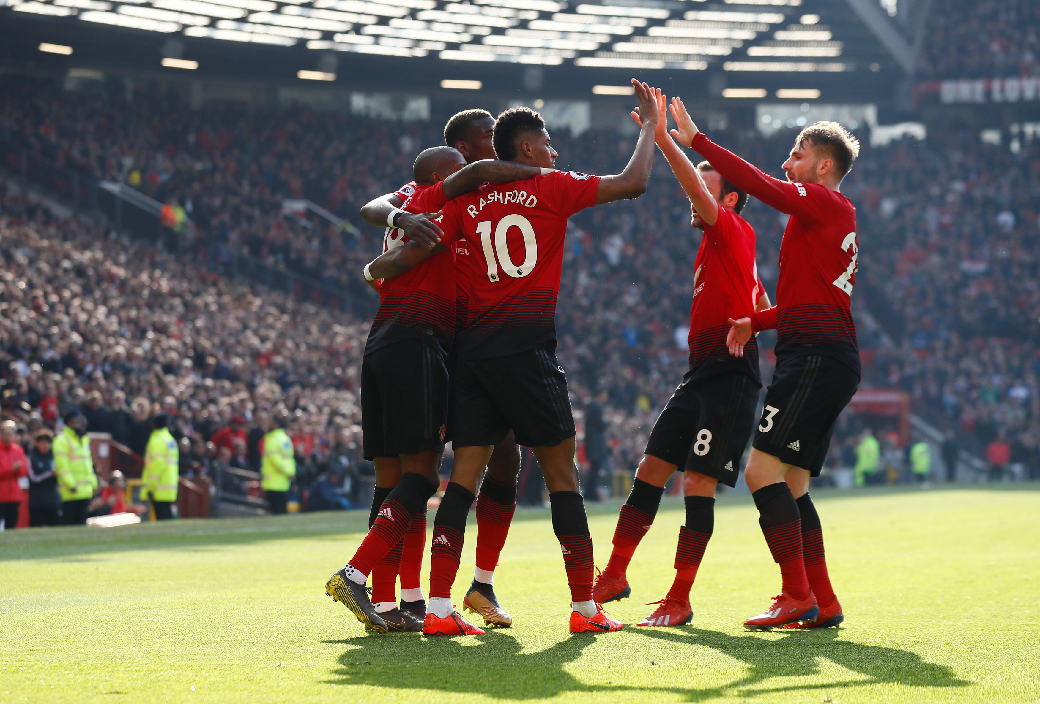 他過去幾個 他過去幾個