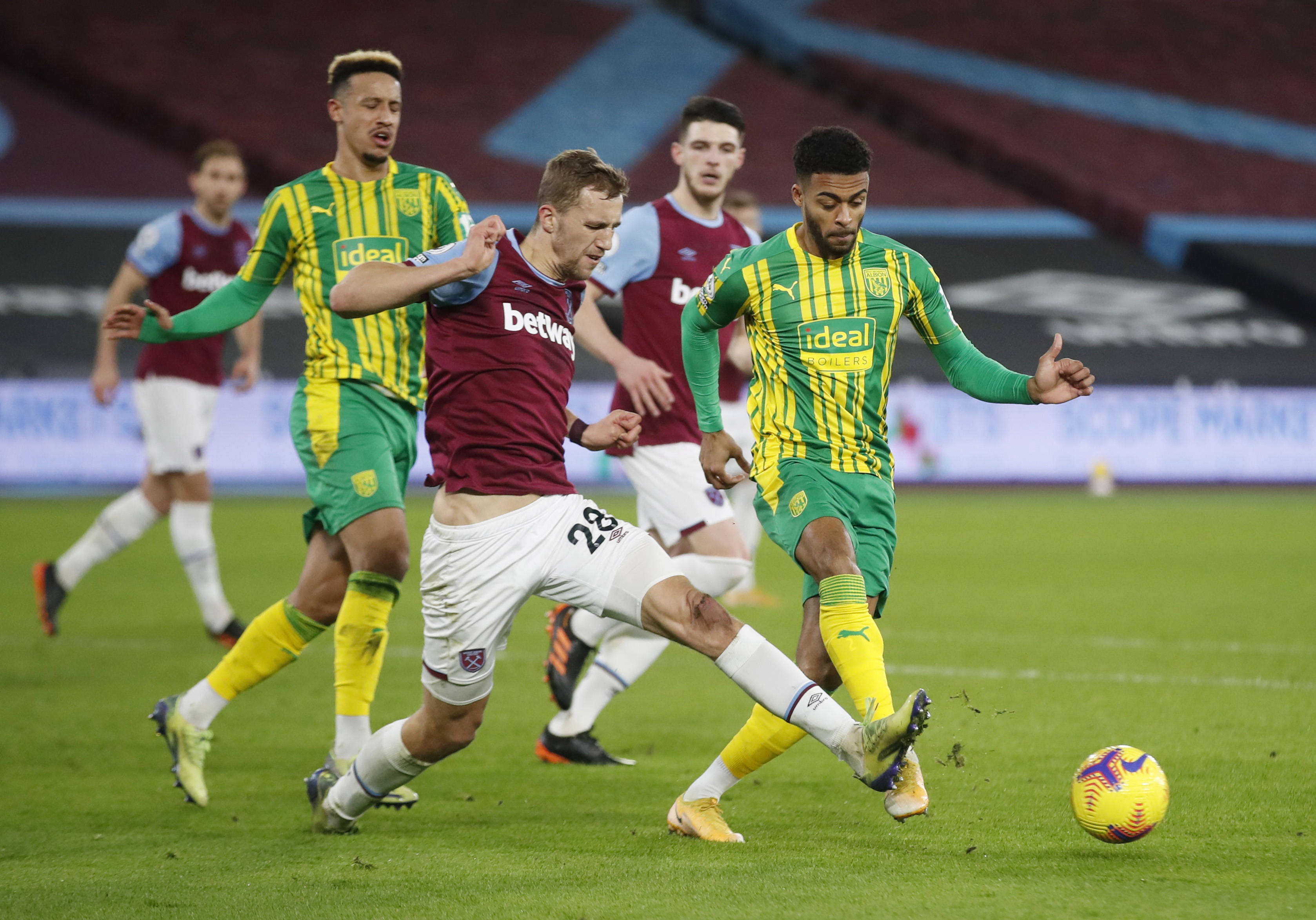 阿兰破门 阿兰破门